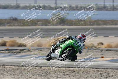 media/Dec-05-2025-CVMA Friday Practice (Fri) [[303bad9a84]]/4-Racer 4-Trackday 1/Session 2 (Turn 14)/